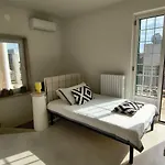 Casa Terrazza Art House In Piazza Tatil Evi *