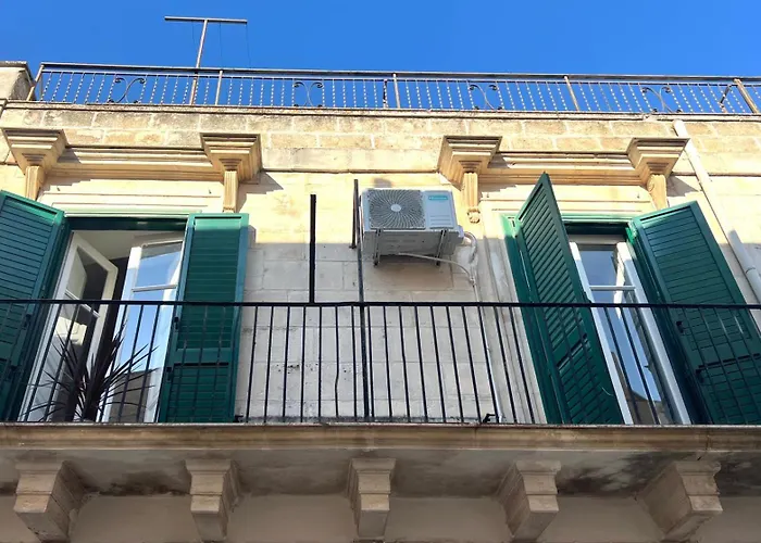 Casa Terrazza Art House In Piazza בית נופש *